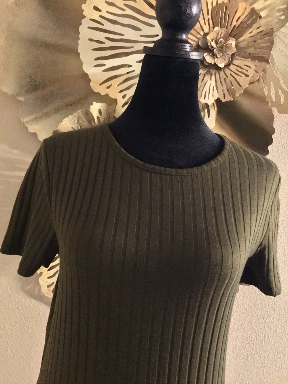 FOREVER 21 Olive Ribbed Short Sleeve Women’s Dress, size L